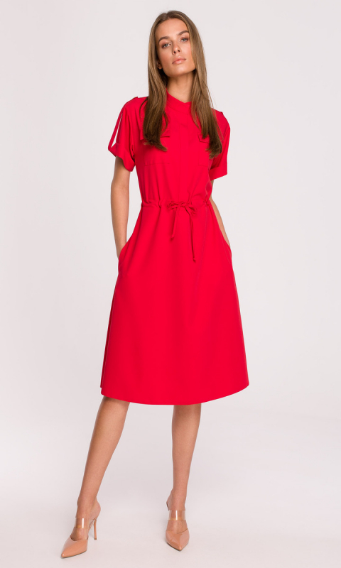 Sukienka z kieszeniami i wiązaniem-czerwona
