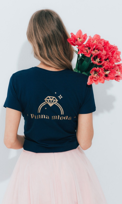 Granatowy T-shirt Panna Młoda