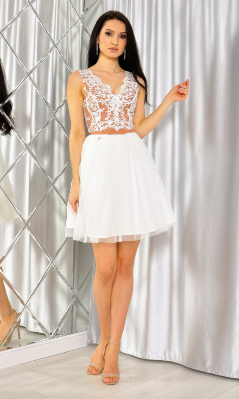 M&M - Sukienka mini rozkloszowana w kolorze biało-beżowym. MODEL BT-7303 - Rozmiar: 34(XS)